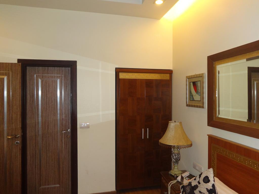 Hotel Picasso Paschim Vihar Delhi - Couple Friendly Local Ids Accepted מראה חיצוני תמונה