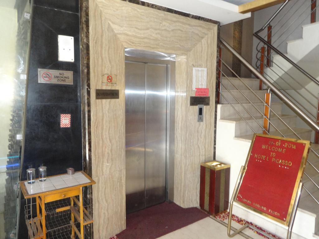Hotel Picasso Paschim Vihar Delhi - Couple Friendly Local Ids Accepted מראה חיצוני תמונה