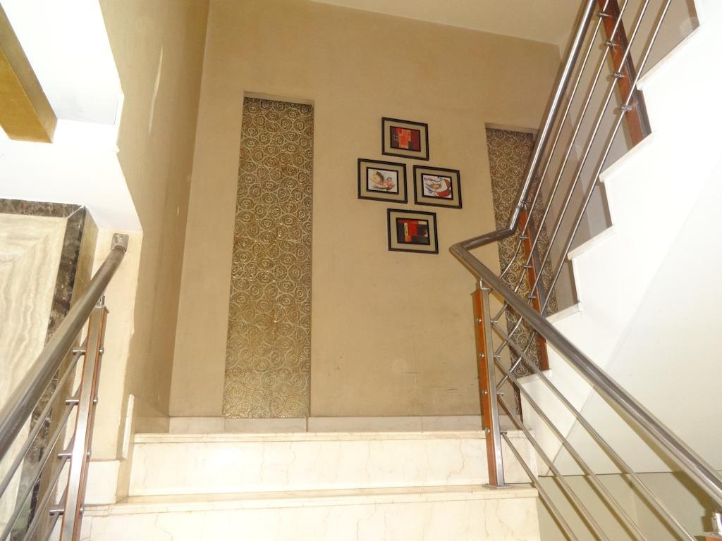 Hotel Picasso Paschim Vihar Delhi - Couple Friendly Local Ids Accepted מראה חיצוני תמונה