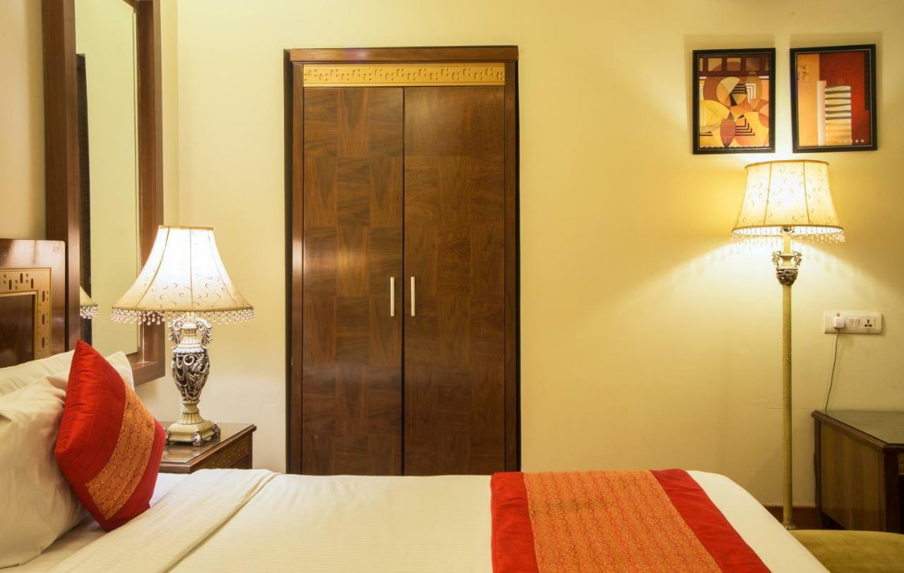 Hotel Picasso Paschim Vihar Delhi - Couple Friendly Local Ids Accepted מראה חיצוני תמונה