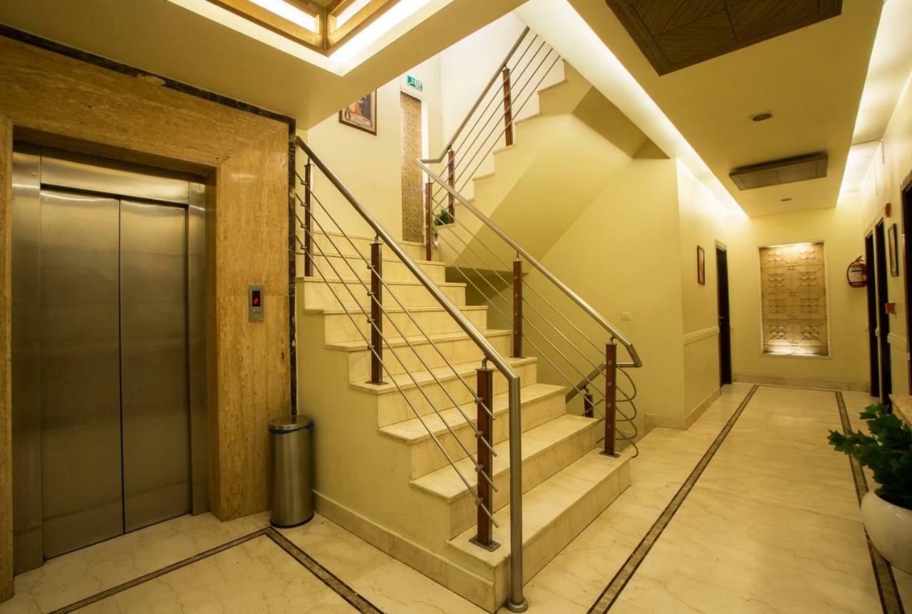 Hotel Picasso Paschim Vihar Delhi - Couple Friendly Local Ids Accepted מראה חיצוני תמונה