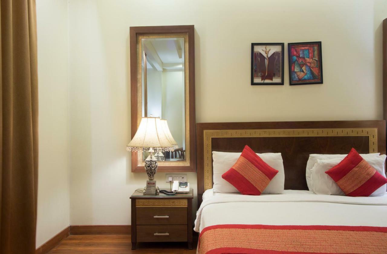 Hotel Picasso Paschim Vihar Delhi - Couple Friendly Local Ids Accepted מראה חיצוני תמונה